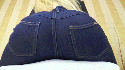 Hot ass in blue jeans